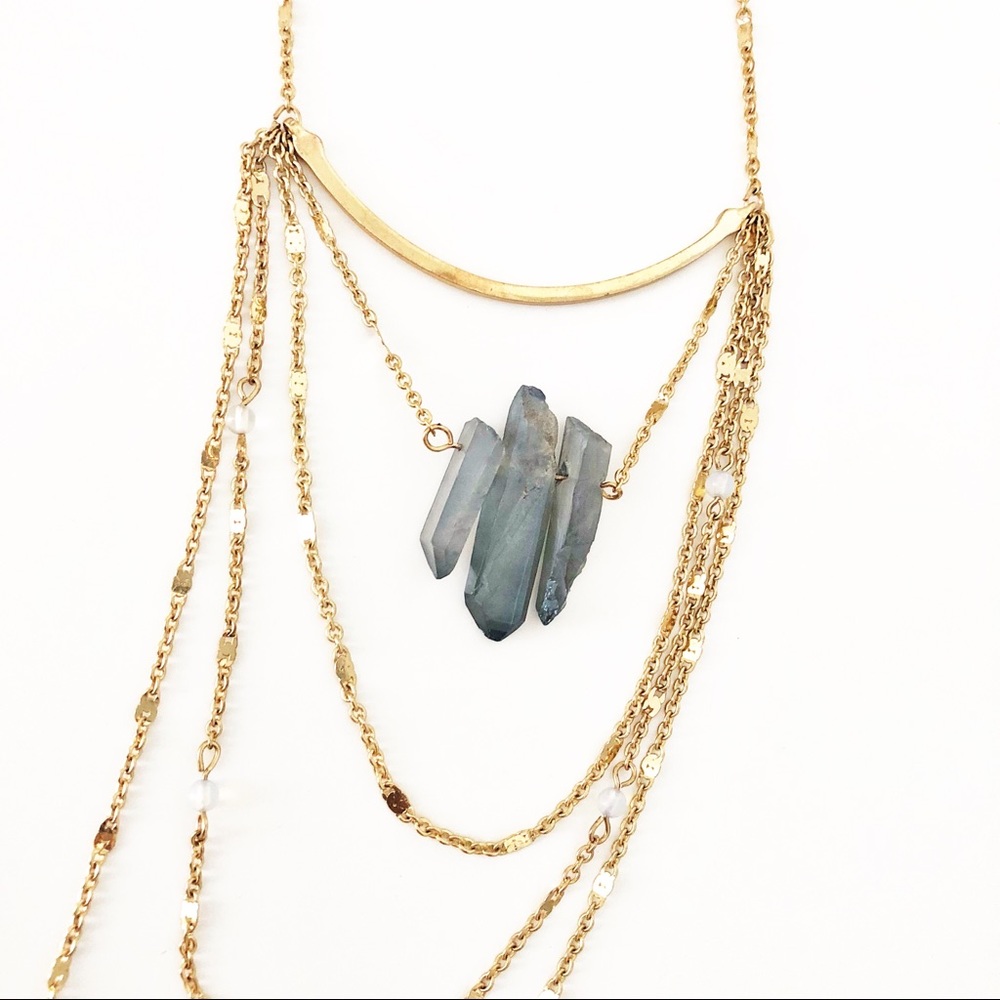 Express gold layered triple stone necklace - Picture 2 of 4